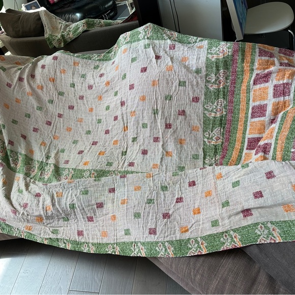 More 💛🩷Beautiful handmade quilts. 100% cotton. One of a kind 💖 Blankets💫 - Picture 15 of 16